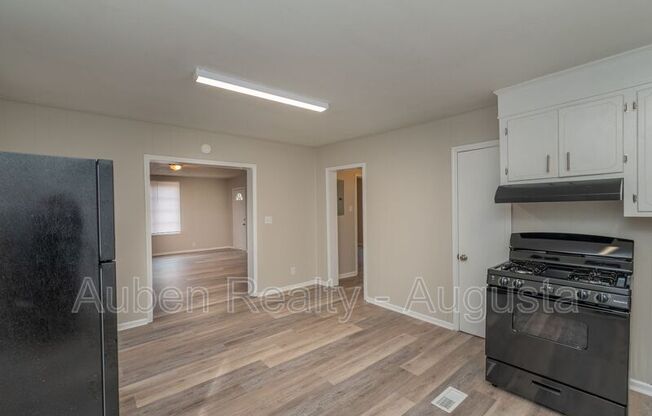 102 CURRY ST