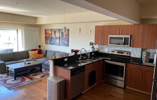 1 bed, 1.5 baths, 1,225 sqft, $2,150, Unit 603