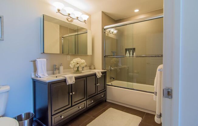 1 bed, 1 bath, 787 sqft, $2,650, Unit 302