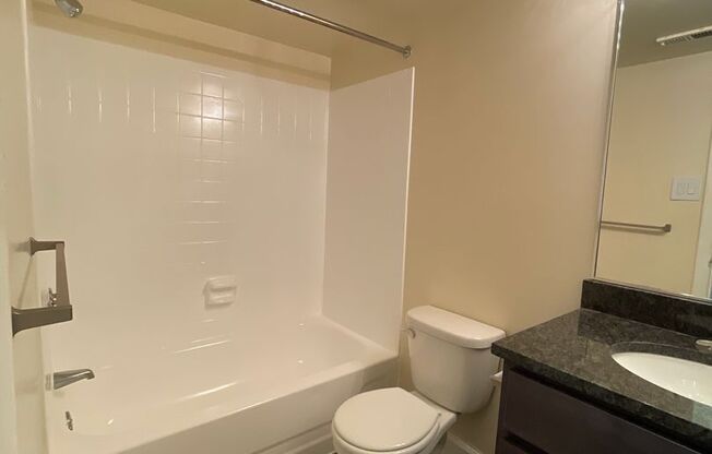 1 bed, 1 bath, 745 sqft, $1,550, Unit 14233 #A1