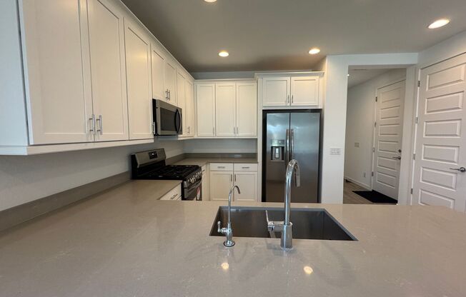 BRAND NEW 5 BEDROOM HOME IN COPPERLEAF IN PHOENIX