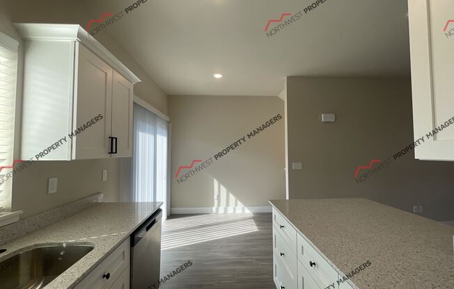 2 beds, 2.5 baths, 1,069 sqft, $1,695, Unit #U-11