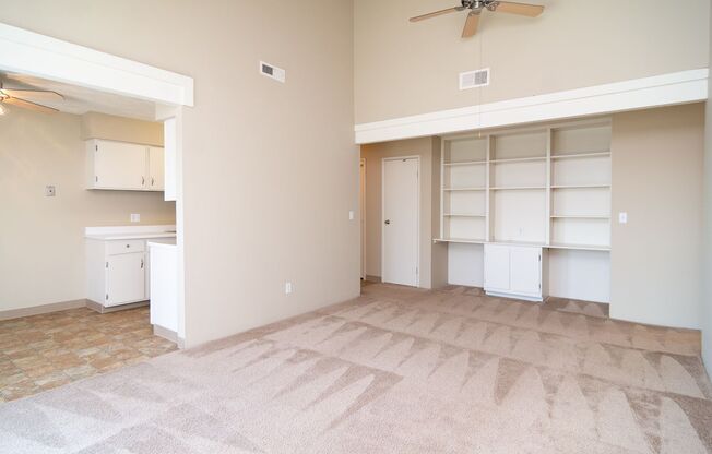 2 beds, 1 bath, 888 sqft, $1,030, Unit 47S-2B