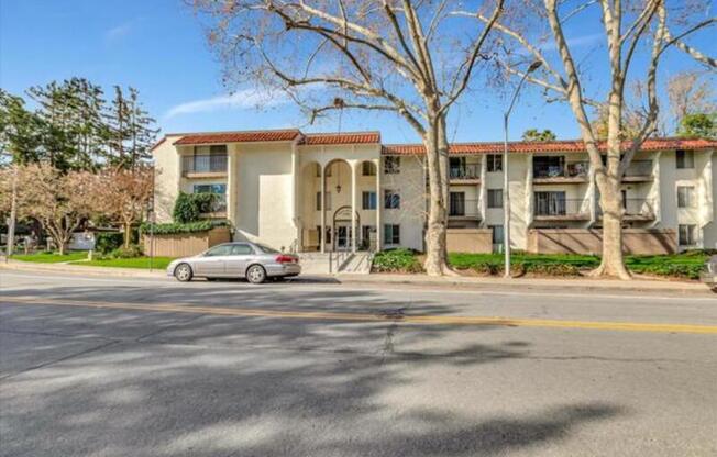 1720 Halford Ave 321