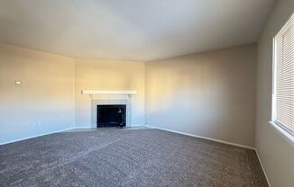 2 beds, 1 bath, $1,195, Unit Bowden Unit B