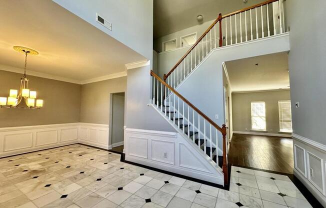 11119 AMHERST GLN DR