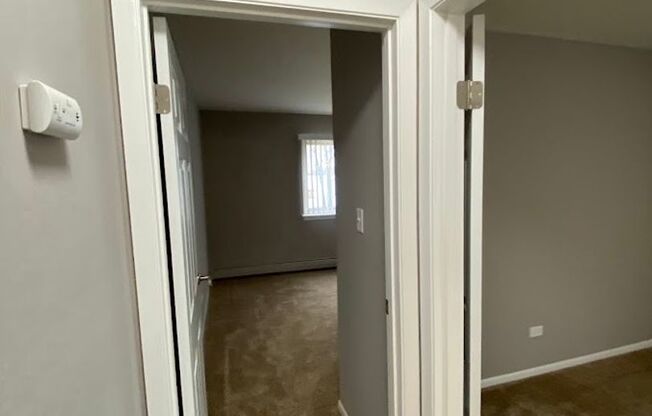 2 beds, 1 bath, 984 sqft, $1,695, Unit 155 118