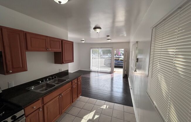 1 bed, 1 bath, 520 sqft, $1,895, Unit Unit B - Lease Only