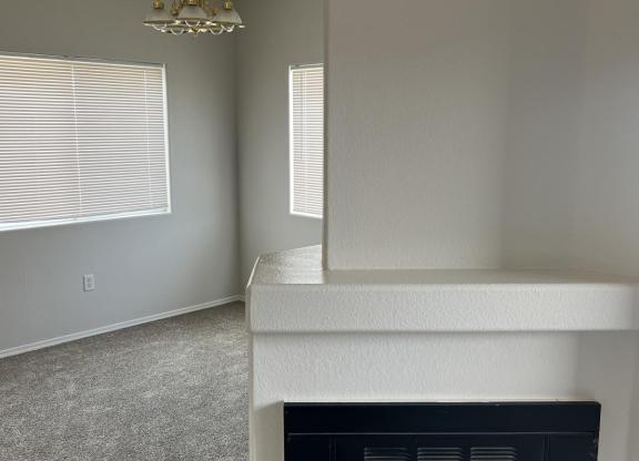 2 beds, 2 baths, 1,048 sqft, $1,500