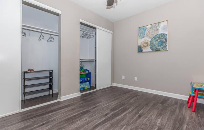 Home - The Oasis Apartments and Townhomes - Houston, TX