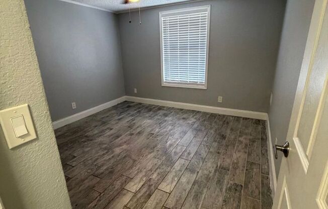 1 bed, 1 bath, 700 sqft, $1,150, Unit Unit 22