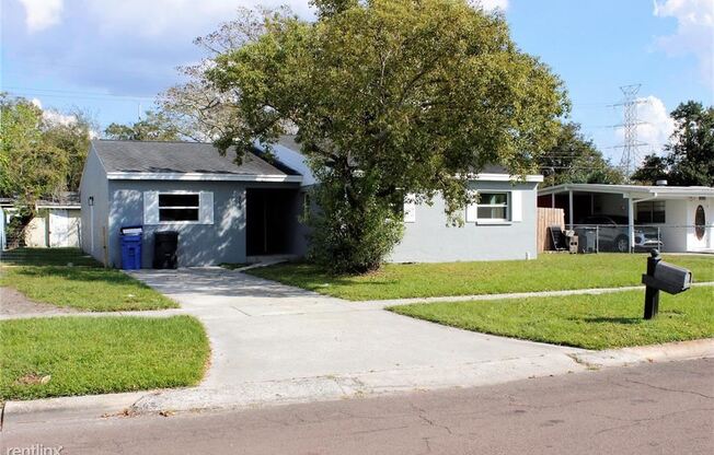 2020 R Darlington Dr