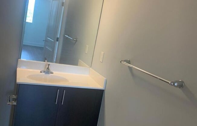 401 SW 17 th Ave, Miami, 33135