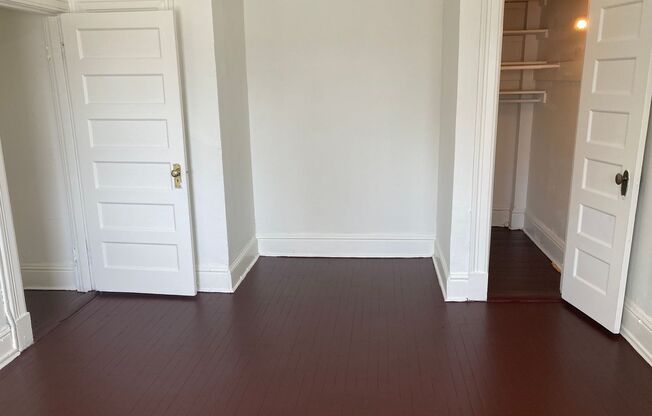 3 beds, 1 bath, 1,225 sqft, $2,199, Unit 1301-43