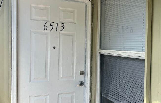 2 beds, 2 baths, $1,100, Unit 6513