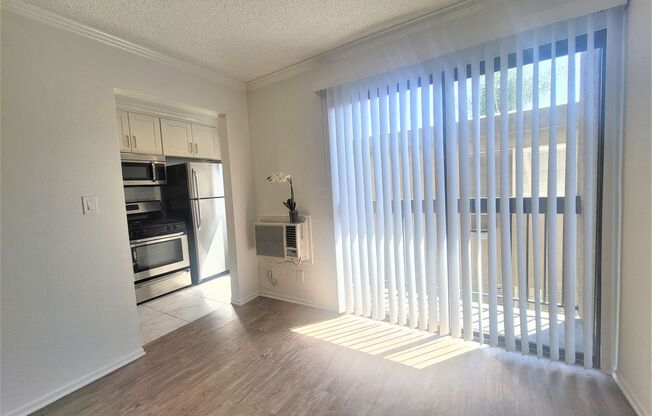 Studio, 1 bath, 600 sqft, $1,950, Unit Unit 104