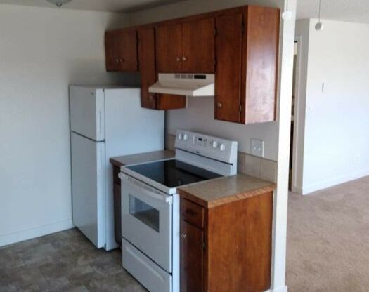 2 beds, 1 bath, $1,499, Unit 3