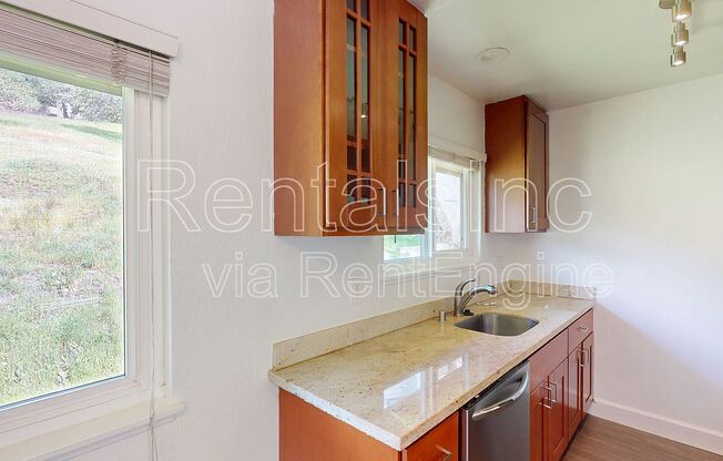 109 PROFESSIONAL CTR PKWY