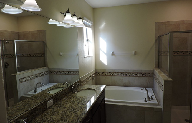 4BD/4BA Beautiful Home in Alexander Ridge