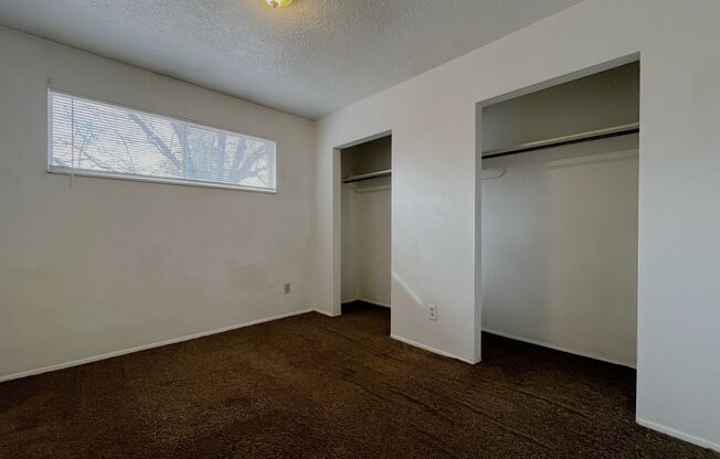 Eastern Ave (3430) Apartments