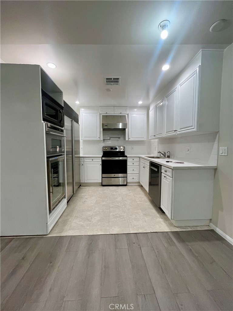 11044 OPHIR DR