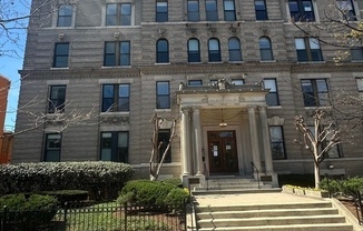 1830 17 ST NW