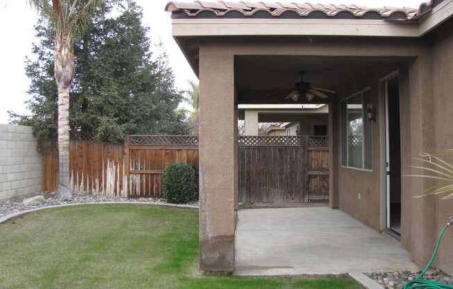 3 beds, 2 baths, $2,500