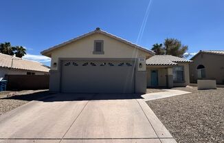 Henderson home with great floorplan & wood like tile floors!