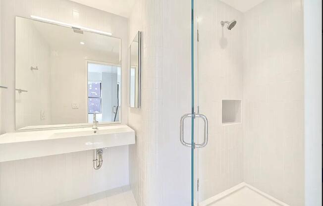 2 beds, 3 baths, $15,000, Unit PH1