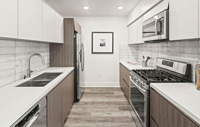 2 beds, 2 baths, 931 sqft, $3,750, Unit 407