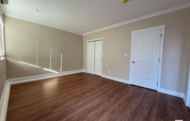 7632 KRAFT AVE