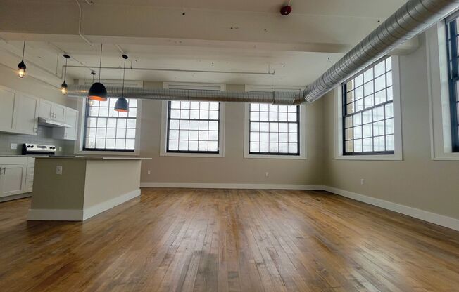 1 bed, 1 bath, 789 sqft, $1,850, Unit UNIT 416