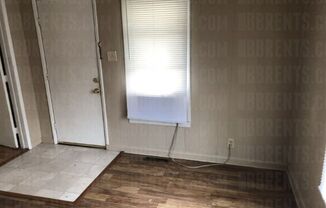 2 beds, 1 bath, $945