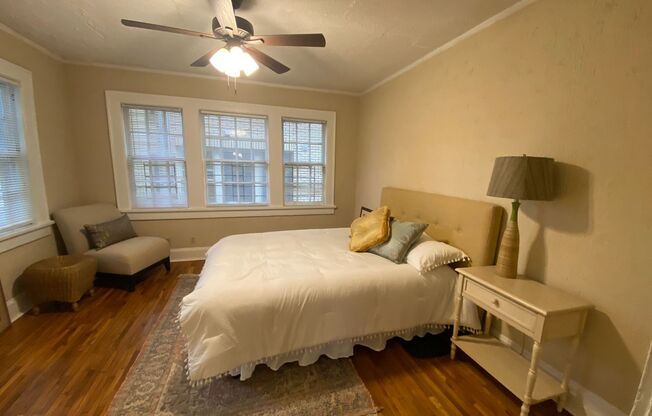 1 bed, 1 bath, 800 sqft, $1,850, Unit 950-01