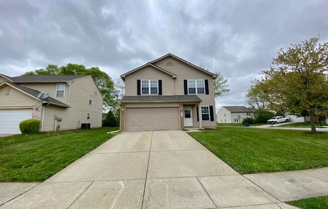 Wonderful 4 Bedroom 2.5 Bathroom Two Story Home in Lawrence!