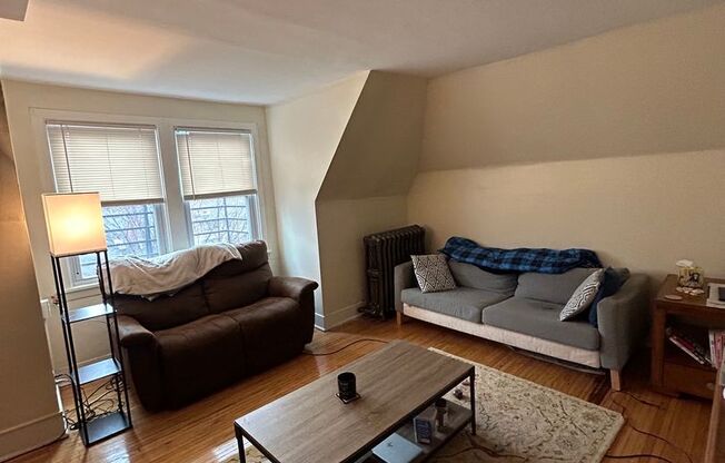 42 Rowley St