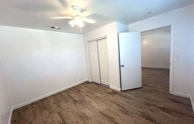 3 beds, 1 bath, 1,025 sqft, $900, Unit A