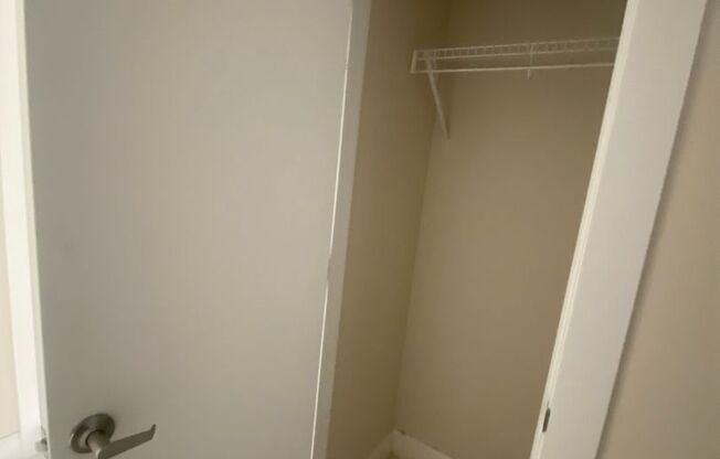 1 bed, 1 bath, 750 sqft, $1,146, Unit 303-60%
