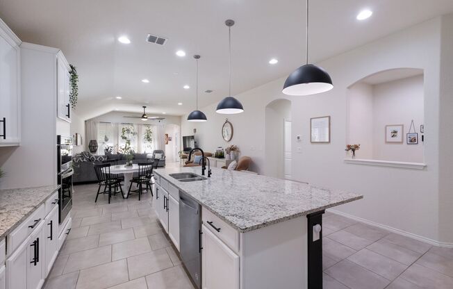 Bright & Airy Home on Curling Post