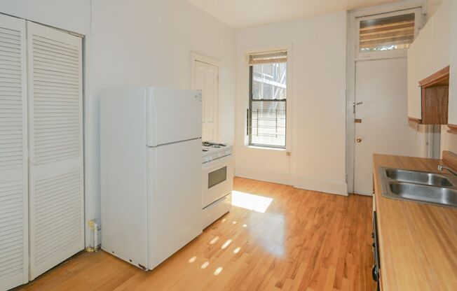 1 bed, 1 bath, 875 sqft, $2,100, Unit 2606RA-1