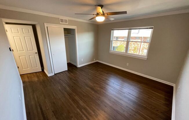 2 beds, 1 bath, 950 sqft, $1,895, Unit H-1