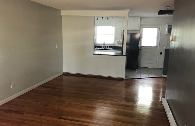 1 bed, 1 bath, 800 sqft, $1,095, Unit 1407