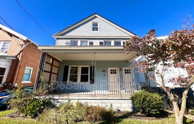 1320 IRWIN ST
