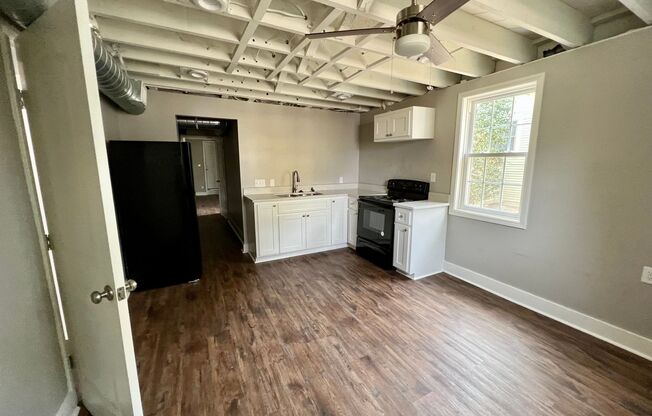 416/418 East State Street