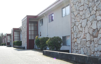 Aladdin Camelot Apartments