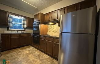 3 beds, 1.5 baths, $1,495, Unit 02