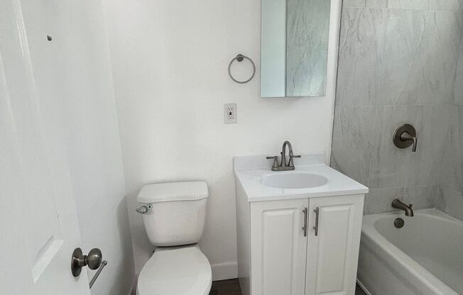 Studio, 1 bath, $1,395, Unit 6