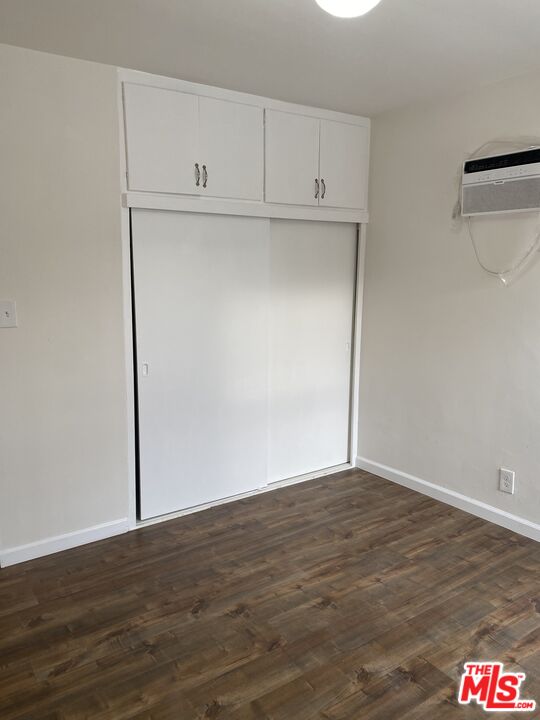 10438 SANTA MONICA BLVD