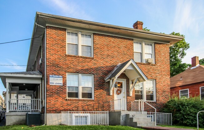 Large 7 bed, 3 bath home!