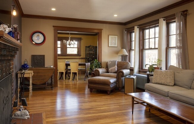 40 FULLER RD